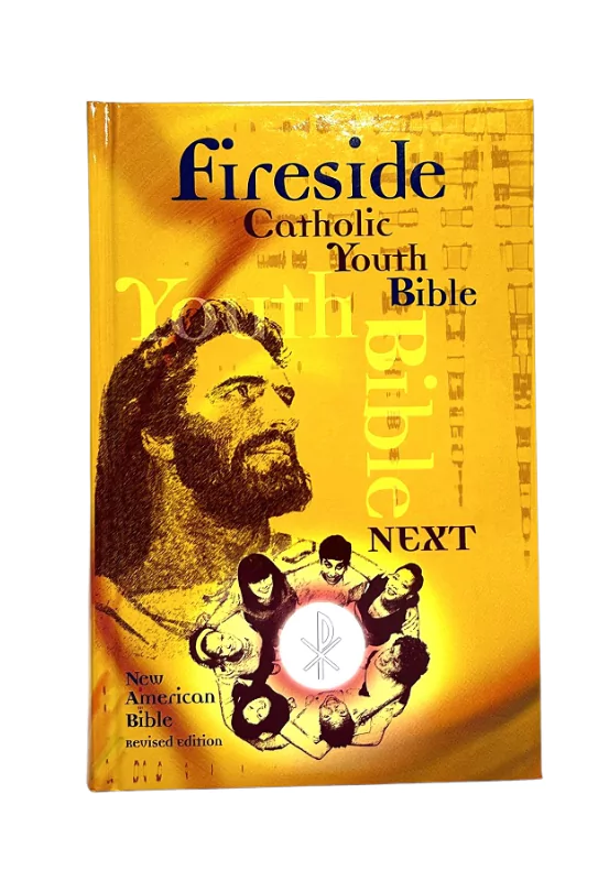 Portada de la Fireside Catholic Youth Bible con diseño juvenil y elementos católicos.